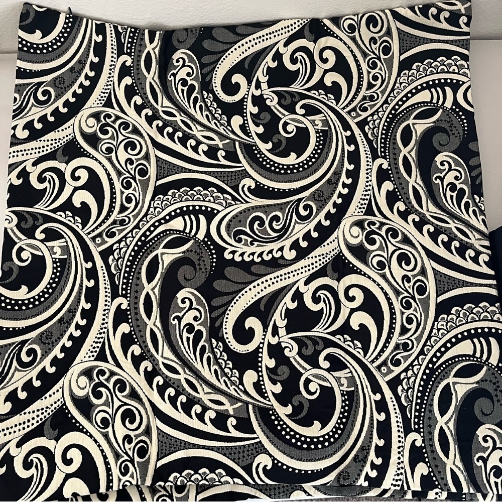 The Pillow Collection Made in USA Pillow Covers 24”x26” Black, Gray, Ivory